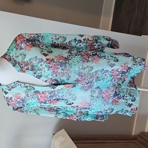 Kut from the Kloth Floral top